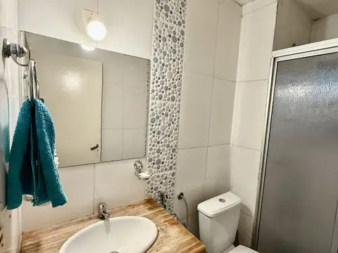 Apartamento en venta c/ cochera en Malvin Norte