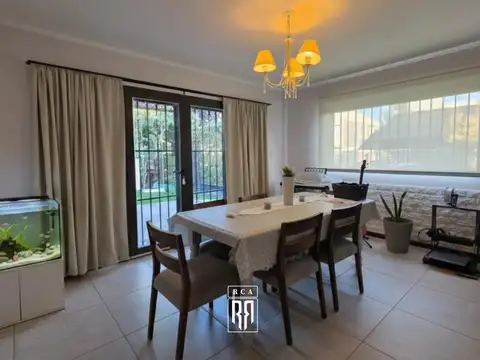 Casa en Venta en Cinco Saltos, USD 240.000