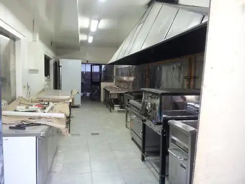 Local en Venta 50 años