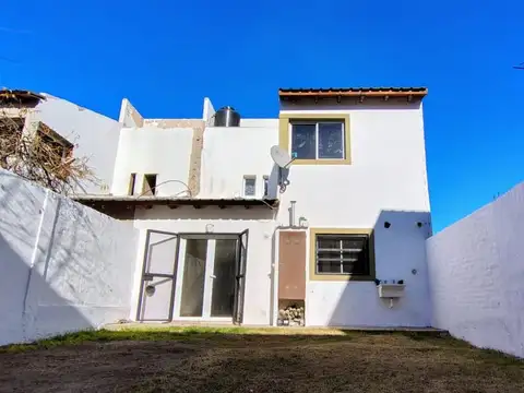 Depto Tipo Casa en Venta de 3 dormitorios