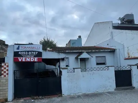 VENTA - CASA MULTIFAMILIAR - IDEAL 2 FAMILIAS - VILLA MADERO