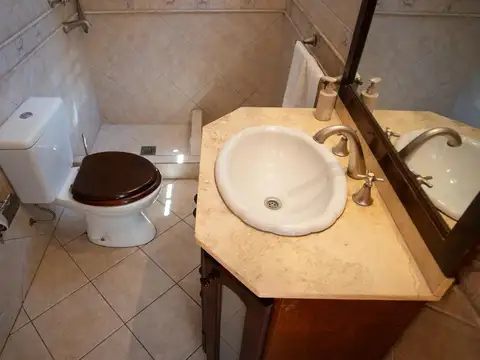 Venta de Casa 5 ambientes en PH en Villa Sarmiento Haedo
