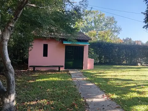 Casa en Venta con 2 cocheras