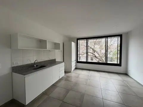 Departamento en Alquiler en Nuestra Señora De Lourdes, $ 300.000