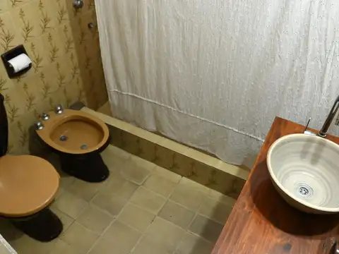 Depto Tipo Casa en Venta con 1 cocheras