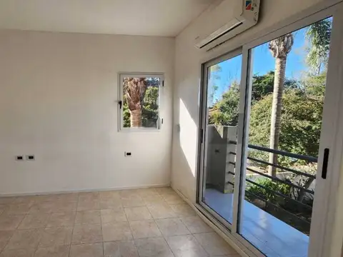Depto Tipo Casa en Venta en Ituzaingo Norte, USD 90.000