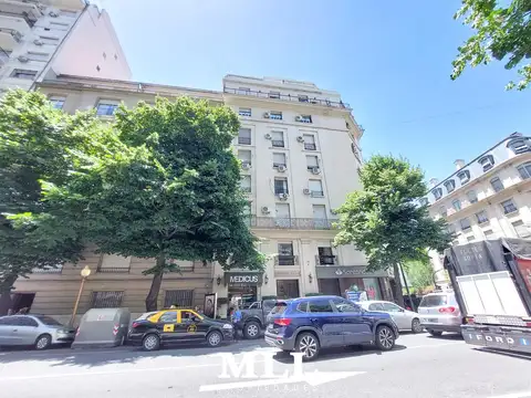Oficina en Venta 80 años