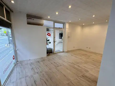 Local en Venta en Olivos Vías/Río, USD 350.000