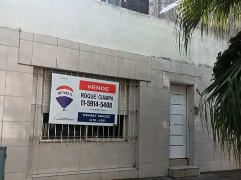 VENTA CASA A REFACCIONAR O DEMOLER V. LUGANO