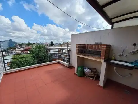 Venta Departamento Monoambiente En Lomas Del Mirador Con Bal