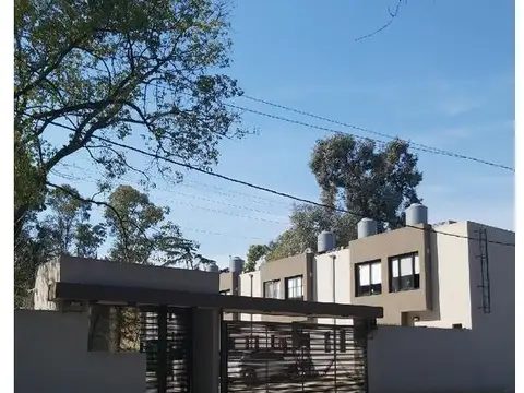 Casa en Venta en Villa Gobernador Udaondo, USD 105.000