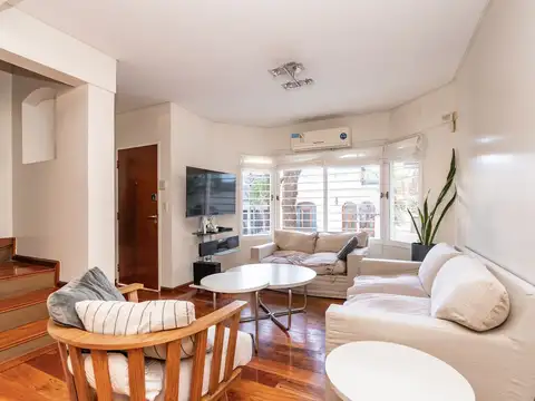 Depto Tipo Casa en Venta de 5 ambientes