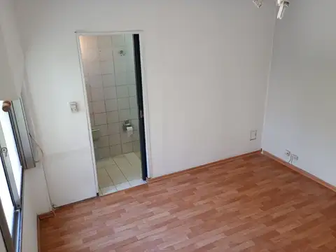 Depto Tipo Casa en Alquiler 50 años