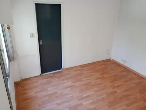 Cabildo 4800, Piso PB