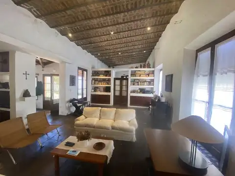 Casa en Alquiler de 4 dormitorios
