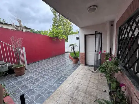 Depto Tipo Casa en Venta en Villa Adelina, USD 110.000