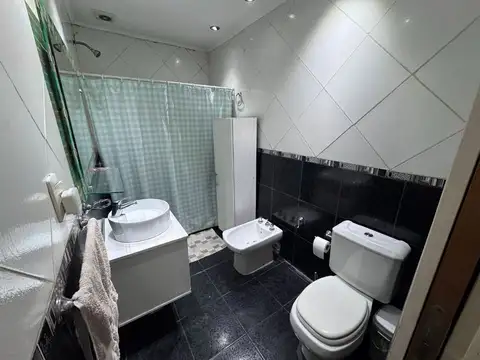 Depto Tipo Casa en Venta de 4 ambientes