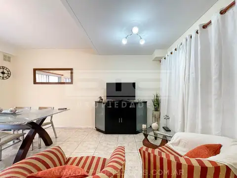 Depto Tipo Casa en Venta de 4 ambientes
