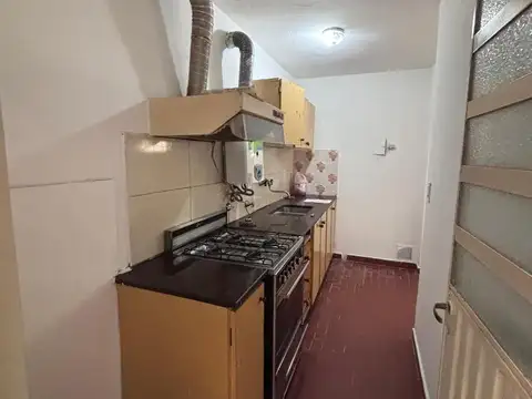 Depto Tipo Casa en Alquiler en Abasto, $ 470.000
