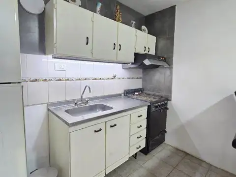 Depto Tipo Casa 2 ambientes con 1 baño