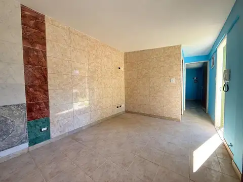 Depto Tipo Casa en Alquiler de 1 dormitorio