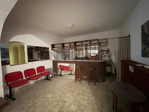 Oficina en Venta con 1 cochera