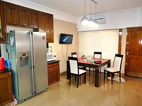 Casa 5 ambientes con 2 baños