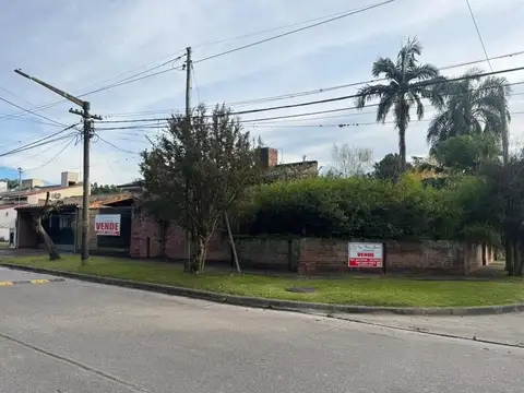 PROPIEDAD EN VENTA - CRISOSTOMO 4417 ESQ FARIAS - ALT AV MATE DE LUNA 4400