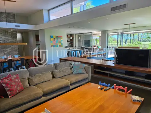 Casa en Alquiler en Estancias Del Pilar, USD 3.000