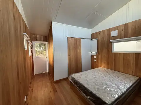 Venta de Casa Flotante Fondeada En El Yacht De San Fernando