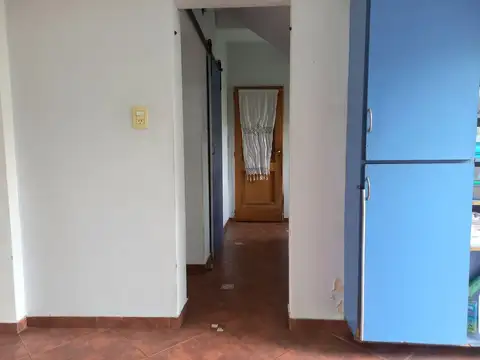 Venta casa 5 ambientes con jardin, Temperley