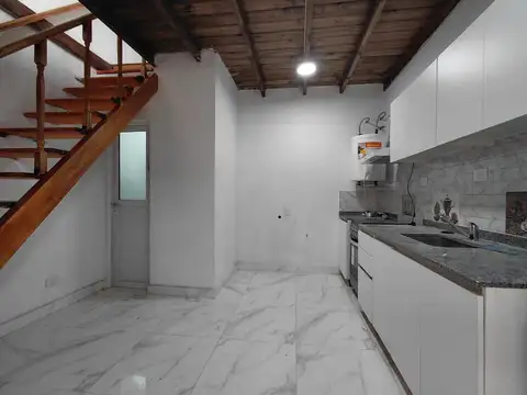 Depto Tipo Casa en Alquiler al Este