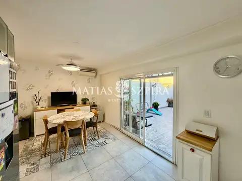 Depto Tipo Casa en Venta con 2 cocheras