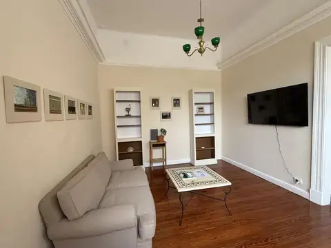 Depto Tipo Casa en Alquiler de 2 dormitorios