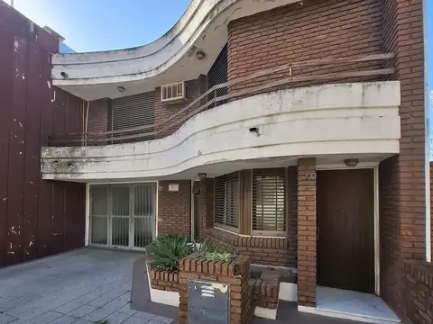Alquiler Casa 4 Dormitorios Francia y Av. De Mayo, Pergamino, Buenos Aires