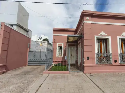 VENTA CASA ALTA CORDOBA TRES DORMITORIOS 13 COCHER