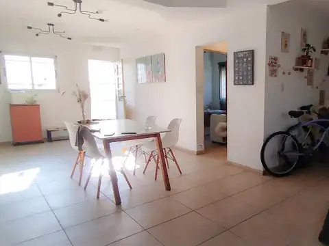 Depto Tipo Casa en Venta de 2 ambientes