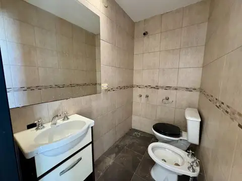 Depto Tipo Casa 3 ambientes con 2 baños