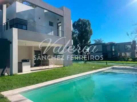 Casa a la Venta en Greenville, Hudson.