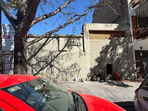 Excelente Terreno en Flores, Calle Azul y Alberdi 8,66 x 33 - VENDIBLES 1453m