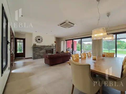 Casa en Venta de 4 dormitorios
