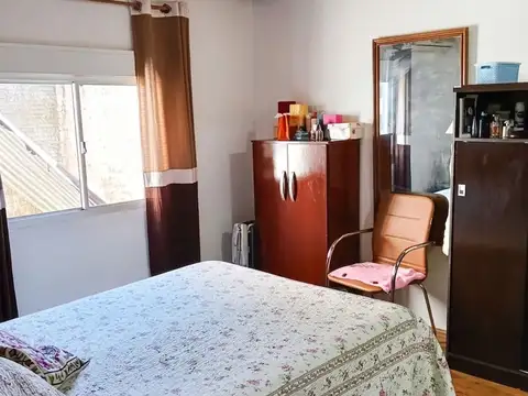 Casa 4 ambientes con 1 baño