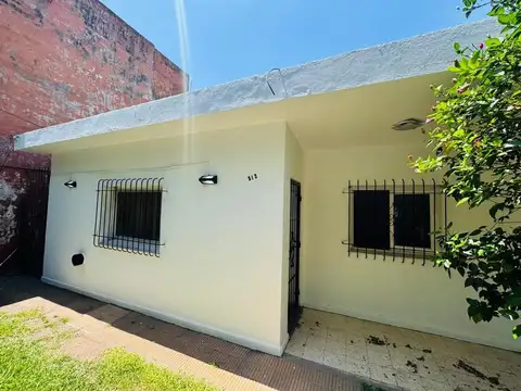 Casa lote propio en zona tigre