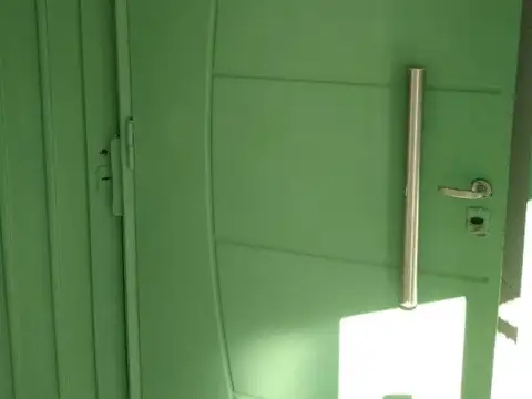 Depto Tipo Casa en Alquiler en Centro, $ 280.000