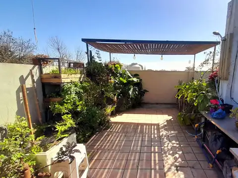 Adolfo Alsina  al 2700