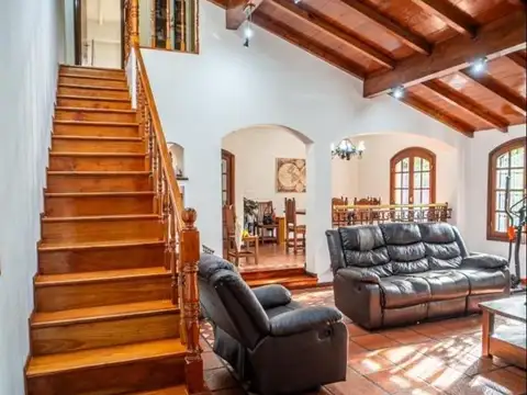 Casa en Venta en Adrogue, USD 480.000