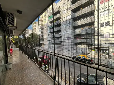 Venta Local Comercial Floresta - Esquina Primer Piso 660 m²