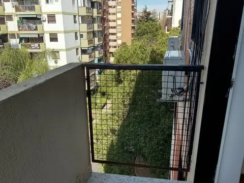 Urquiza  al 100 Acassuso