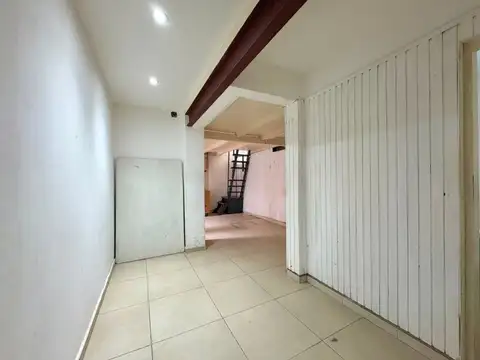 Depto Tipo Casa en Venta 56 años