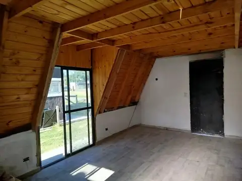 Casa 3 ambientes con 1 baño